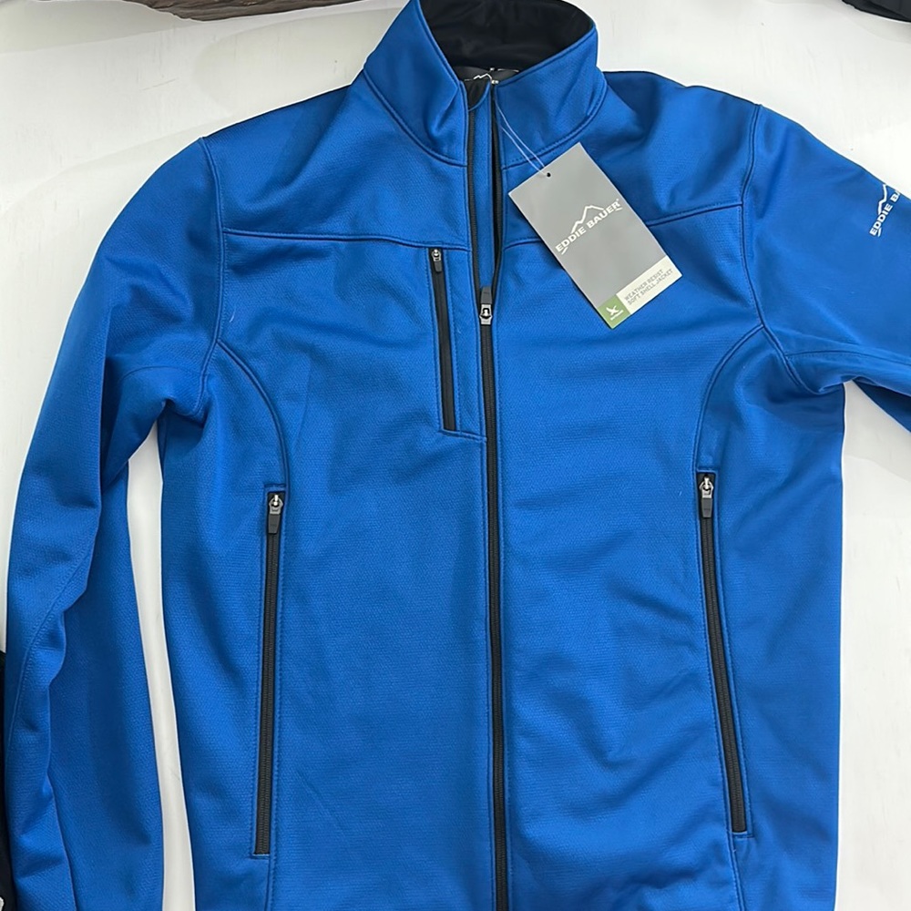 Large Men’s Eddie Bauer soft shell jacket. Brand new, never worn with tags.